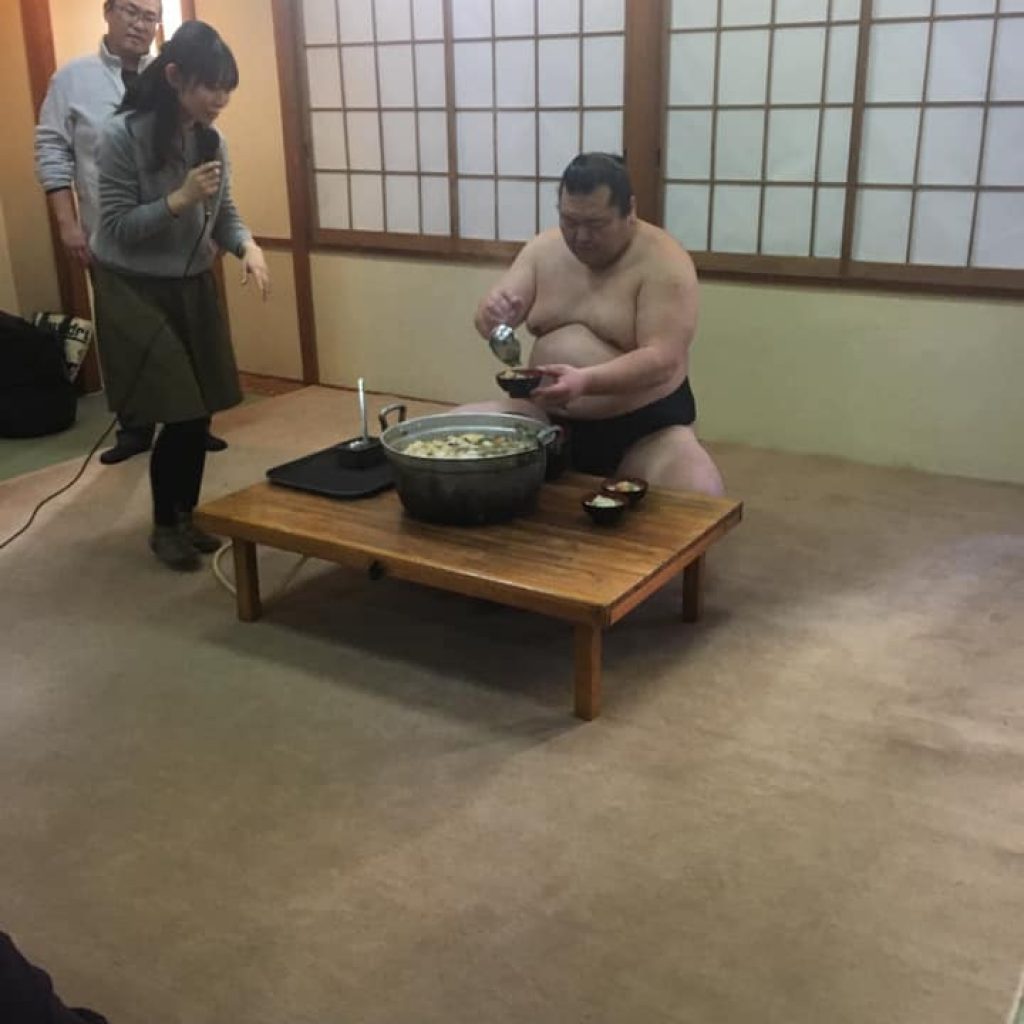 Sumo serving chankonabe