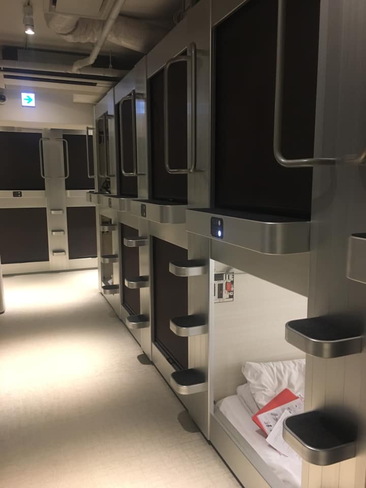 capsule hotel