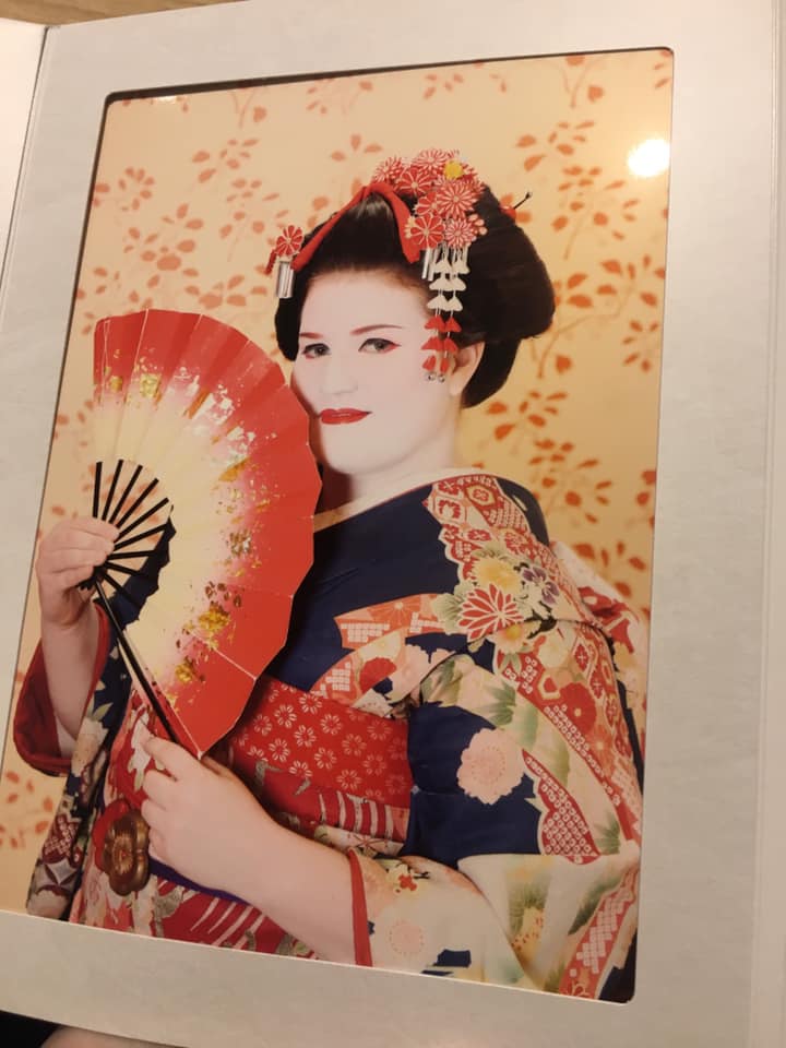 my professional picture of me dressed up as a maiko