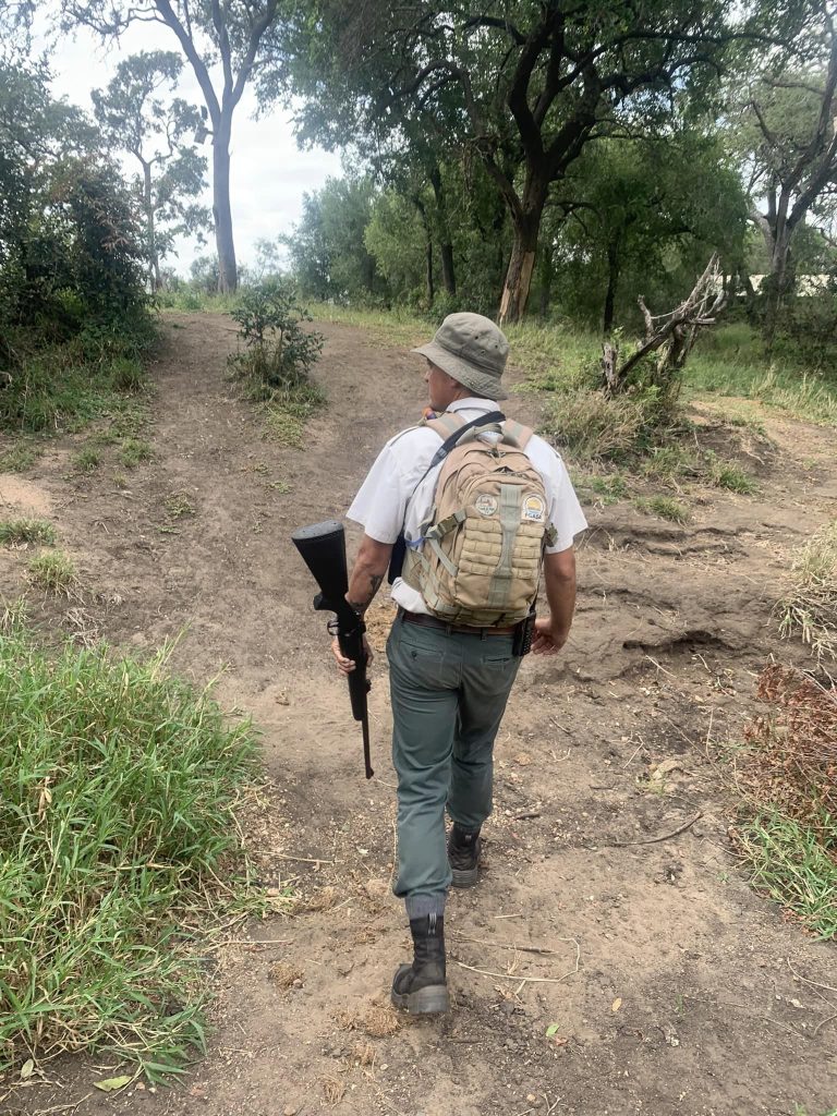 guide carrying gun